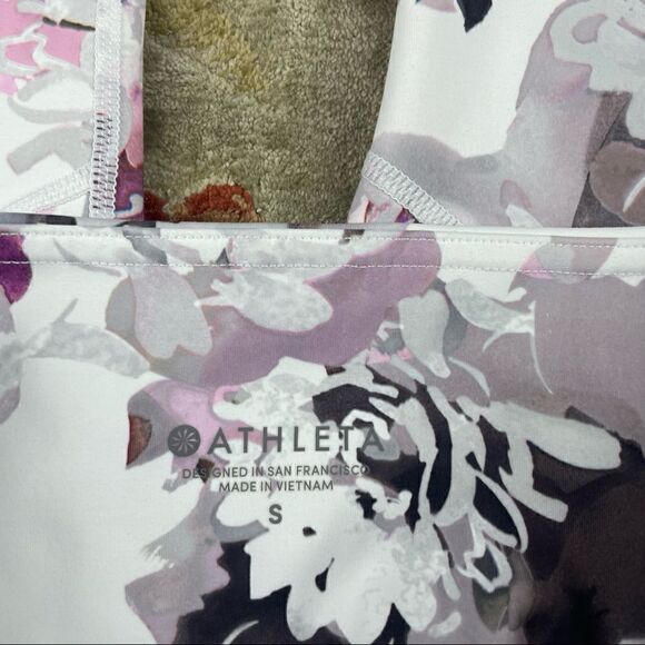 Athleta Stash Pocket Salutation Peony 7/8 Tight High Rise Leggings - Picture 5 of 5